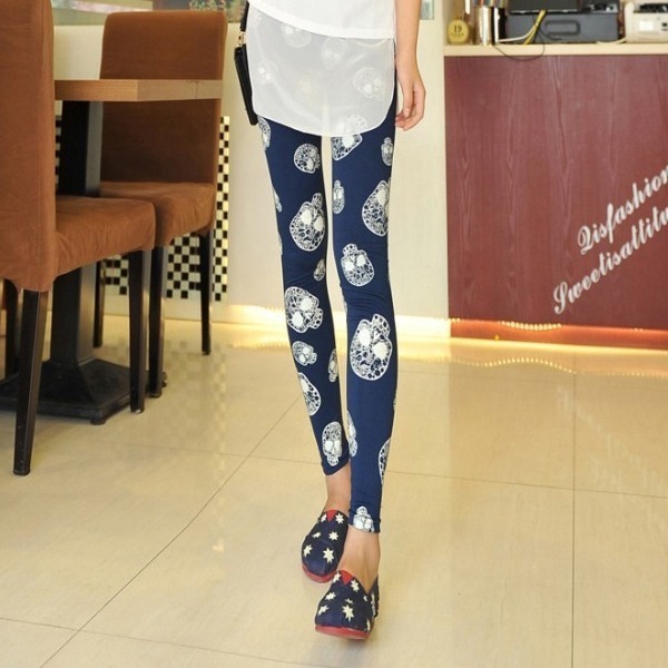 skinny girl wearing leggings